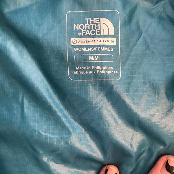 EUC! 🥰 North Face jacket M - Picture 4 of 8